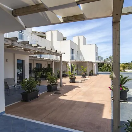 Tico Tico, Casa Con Piscina A Due Passi Dal Mare Casa de Férias