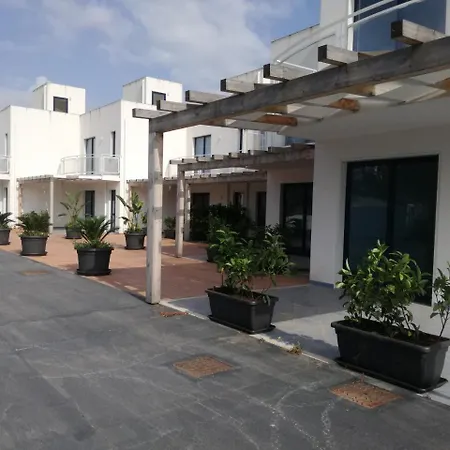 Tico Tico, Casa Con Piscina A Due Passi Dal Mare Casa de Férias San Leone