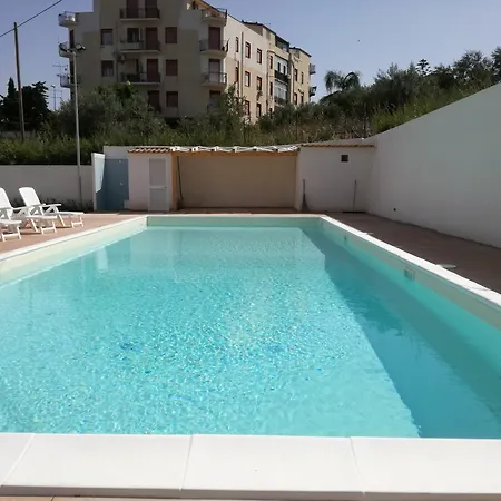 Casa de Férias Tico Tico, Casa Con Piscina A Due Passi Dal Mare *
